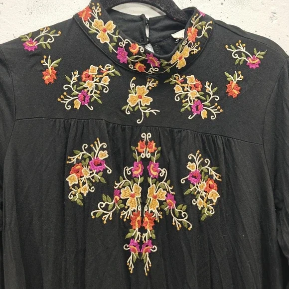 cupio Womens Medium Top Floral Embroidered Long Sleeve Blouse Mock Neck - Picture 2 of 7